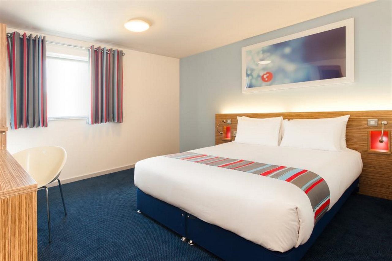 Travelodge London Crystal Palace Exterior foto